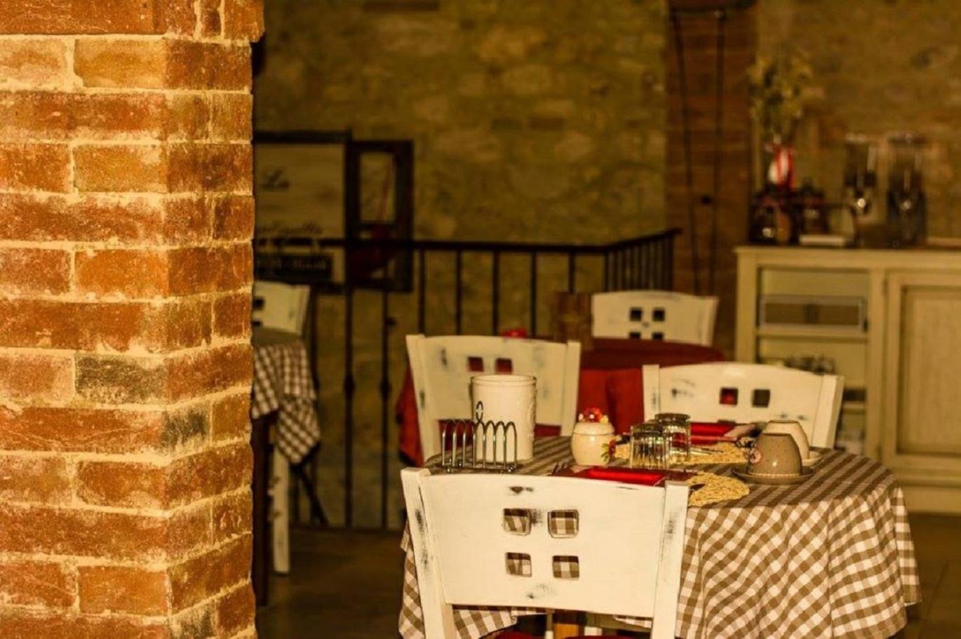 Agriturismo La Segolina Colle Val D'Elsa Bilik gambar